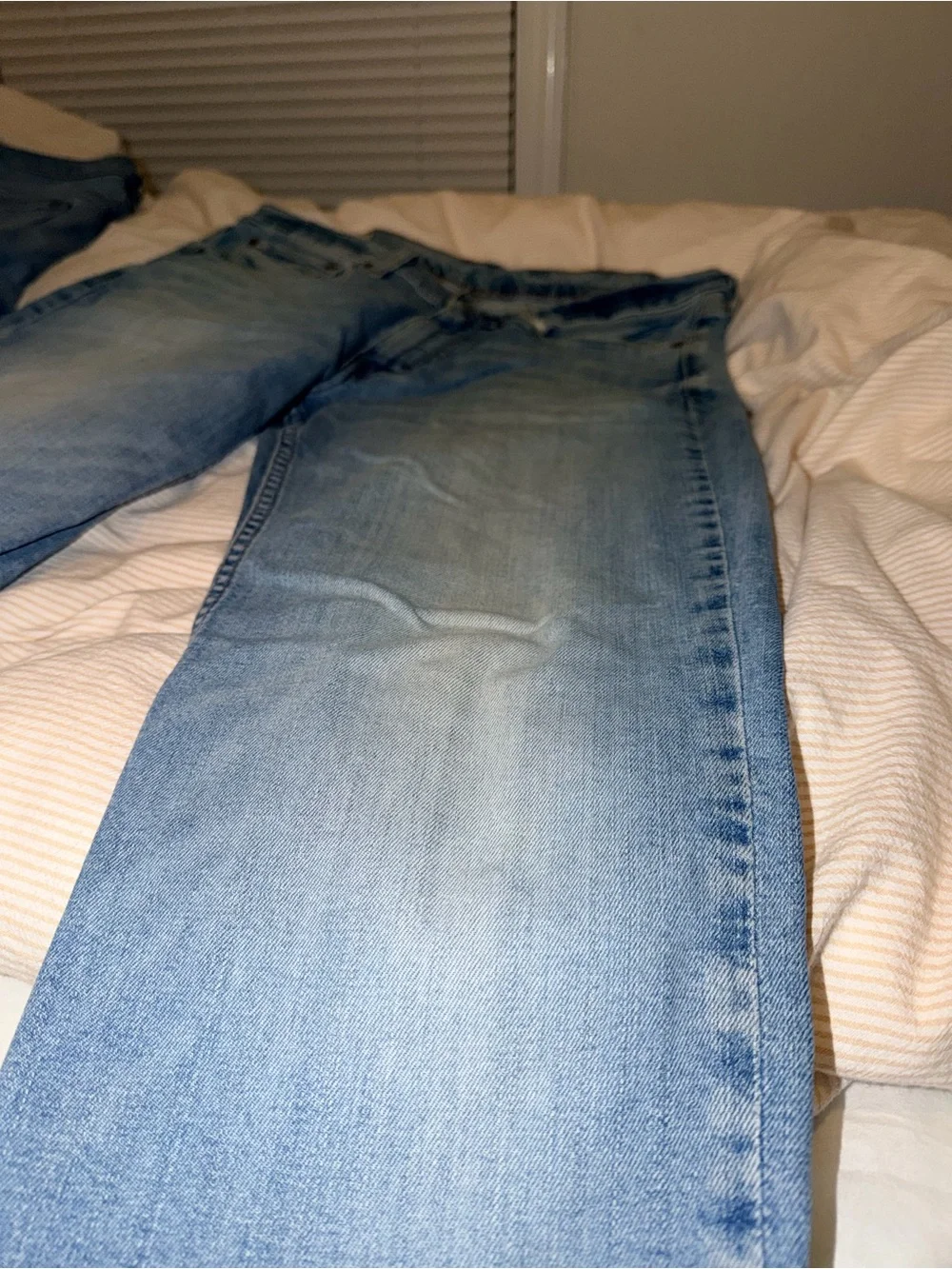 Levi's Men's Light Wash Straight Jeans